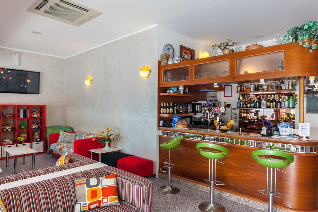 Hotel Sandra Gatteo a Mare Extérieur photo