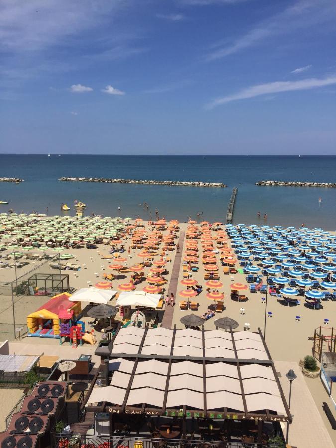 Hotel Sandra Gatteo a Mare Extérieur photo