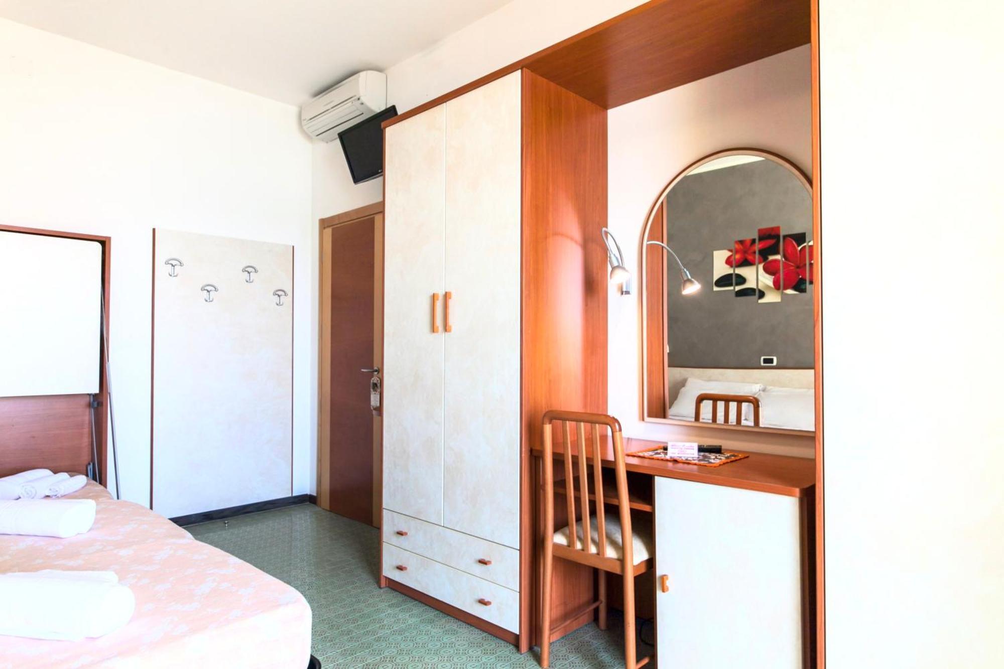 Hotel Sandra Gatteo a Mare Extérieur photo