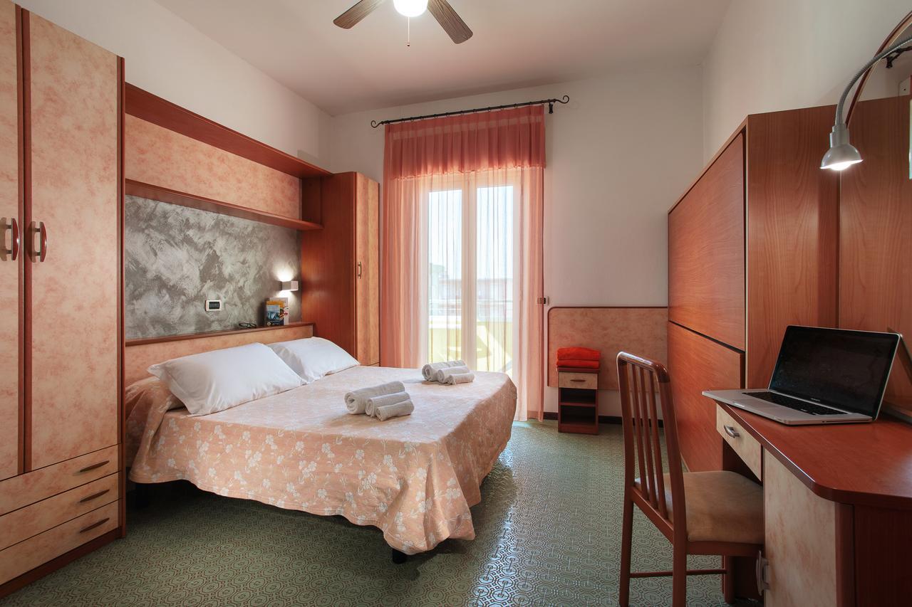 Hotel Sandra Gatteo a Mare Extérieur photo